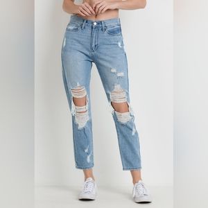 NWT JBD High Rise Super Destroyed Girlfriend Jean